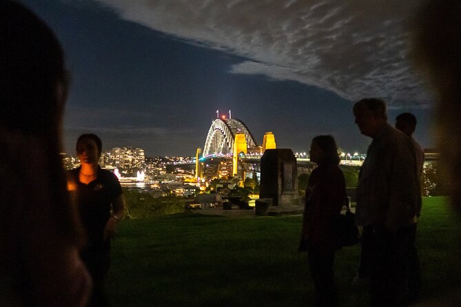 Sydney Dark Stories True Crime Tour - What to Wear and Expect About Walking Pace (Rain, Heat, Steps)