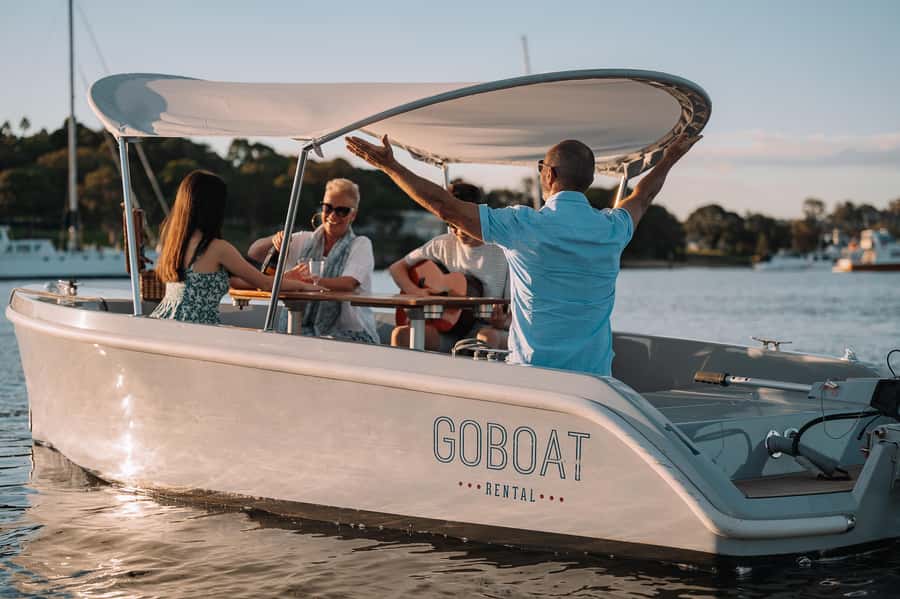 Sydney: Electric Boat Rental from Cabarita Point - What you’re actually doing: a DIY river cruise in Sydney