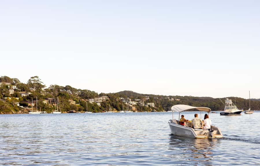 Sydney: Electric Boat Rental from The Spit, Mosman - Getting onto the water: self-drive setup and first-time confidence