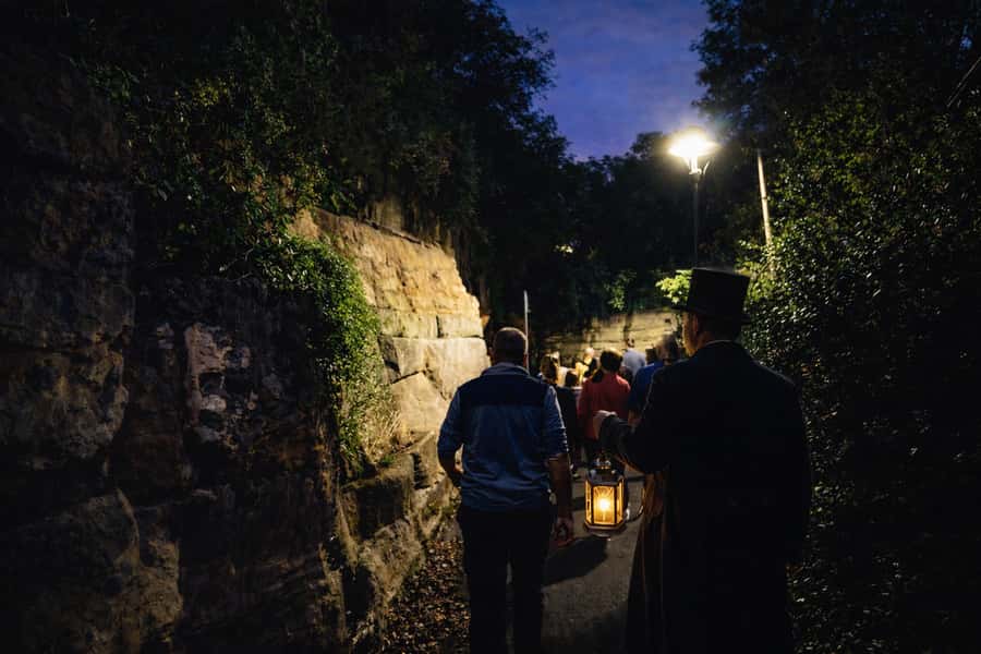 SYDNEY : Ghosts, Grog & The Rocks: Haunted Pubs &Cellar Tour - The Woman in Black and The Waterloo Hotel cellar: the night’s anchor