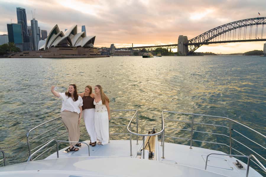 Sydney: Golden Glow Sunset Harbour Cruise with 1 Drink - Getting to Aquarium Wharf (and Why It’s Not the Usual Easy Signage)