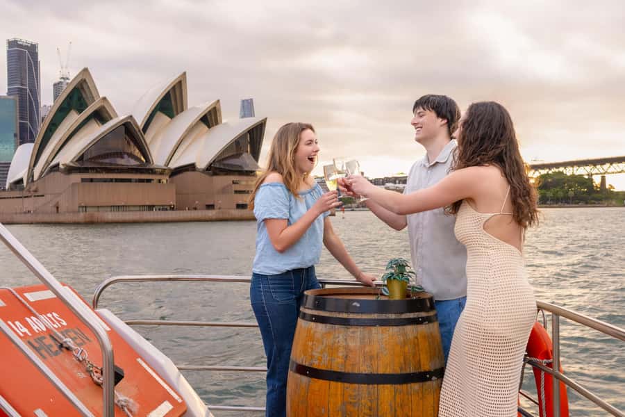 Sydney: Golden Glow Sunset Harbour Cruise with 1 Drink - Crew and Atmosphere: Friendly Service Without a Forced Performance