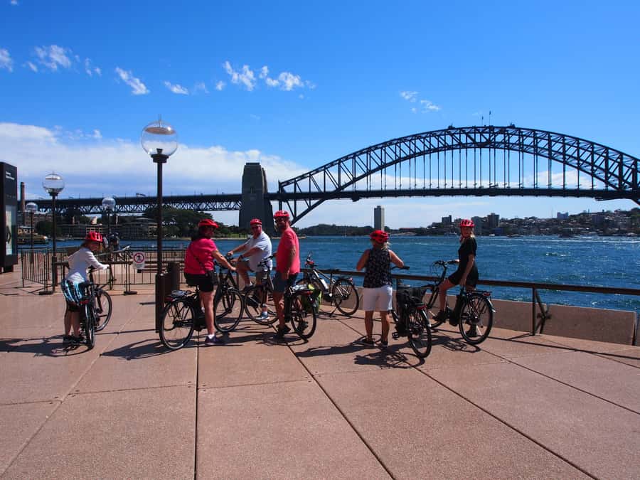 Sydney: Guided Harbour E-Bike Tour - Harbour Bridge crossing on an e-bike: power when you need it
