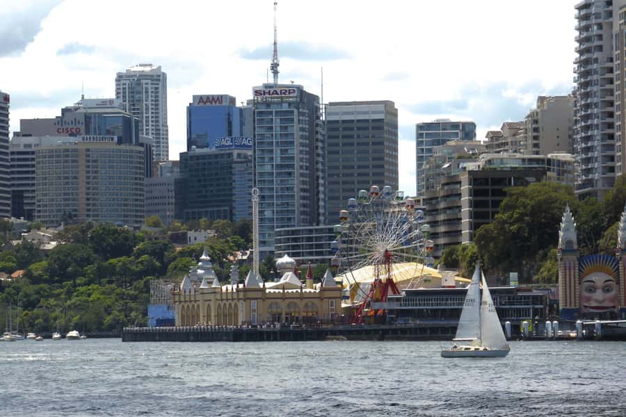Sydney: Half-Day City Tour - North Bondi, Bondi Beach, Tamarama, and Bronte: beach culture in a tight block