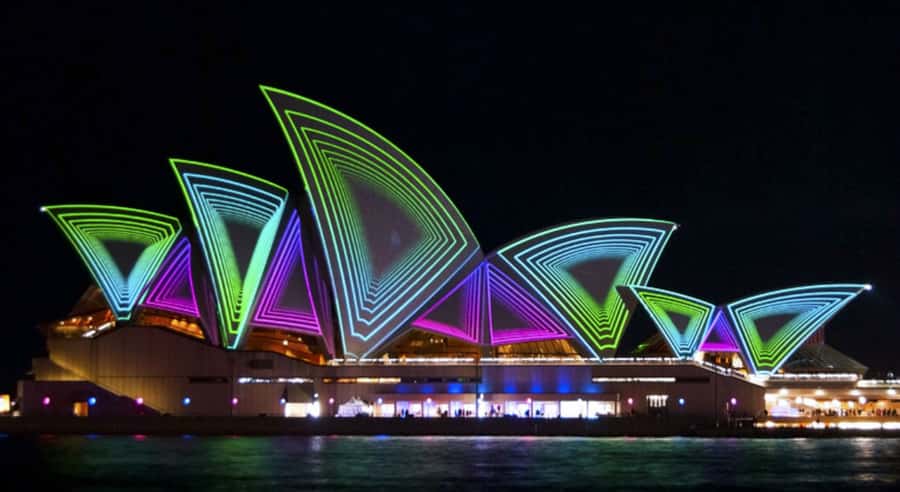 Sydney Harbour: 30 Minute Slow Jet Boat Vivid Cruise - Vivid season timing and what night you’re aiming for