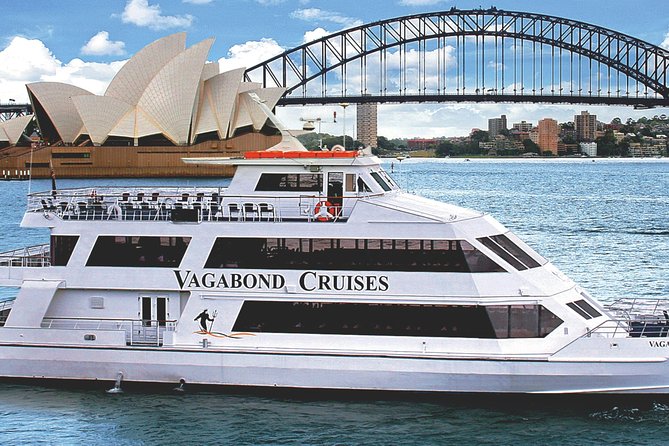 Sydney Harbour Australia Day Lunch and Ferrython Cruise - Why an Australia Day lunch cruise beats the shore scene