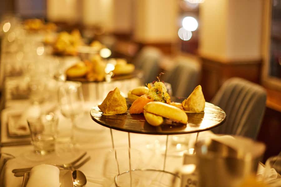 Sydney Harbour: Cabaret Cruise with 3-Course Dinner - Should You Book the Sydney Harbour Cabaret Dinner Cruise?