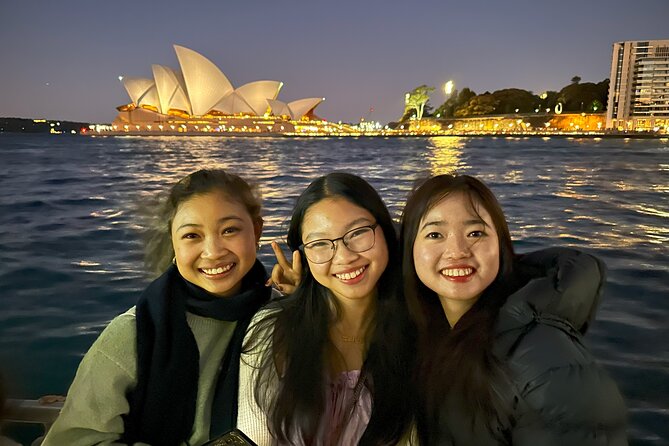Sydney Harbour Sightseeing Highlights Cruise - Mrs Macquarie’s Chair and the shoreline viewpoints you can actually remember