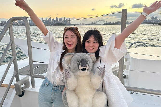 Sydney Harbour Sightseeing Highlights Cruise - Bradley’s Head, Taronga Zoo, Kirribilli House, and Luna Park