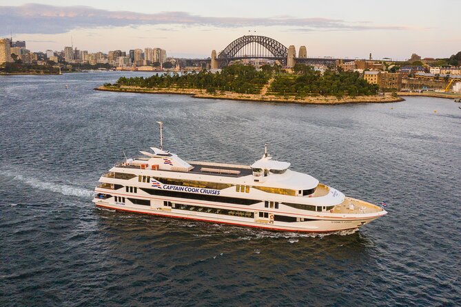Sydney Harbour Starlight Dinner Cruise from Darling Harbour - Drinks: What’s Extra and How Ordering Can Go Smooth