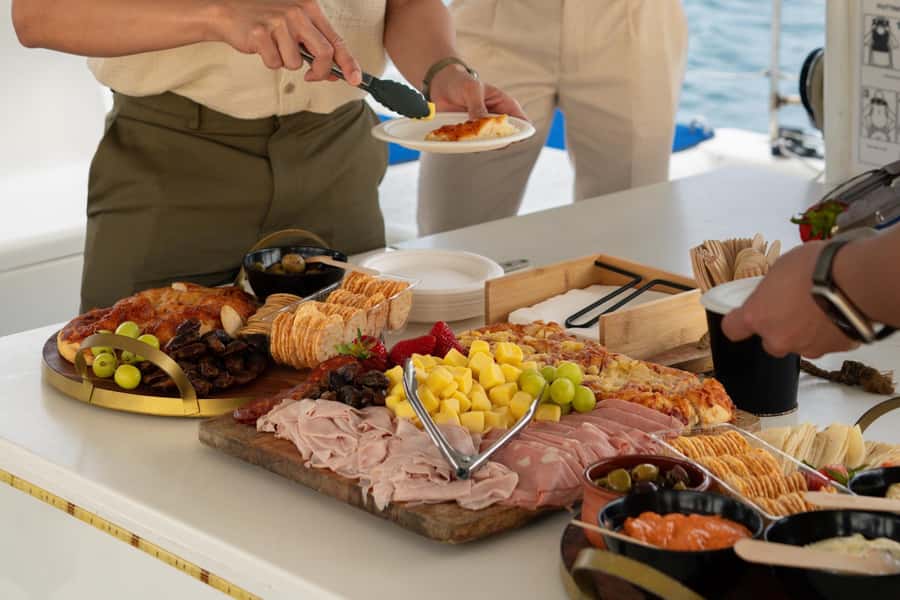 Sydney Harbour: Sunset Catamaran Cruise - Crew Makes It: Friendly Hosts and Photo Help
