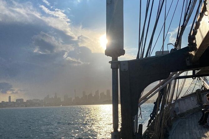 Sydney Harbour Tall Ship Twilight Dinner Cruise - Practical route tips for photos and avoiding small annoyances