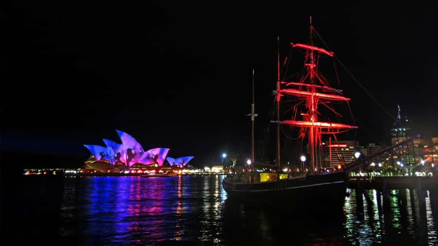 Sydney Harbour: Tall Ship Vivid Dinner Cruise - Your 90-Minute Game Plan on the Harbor