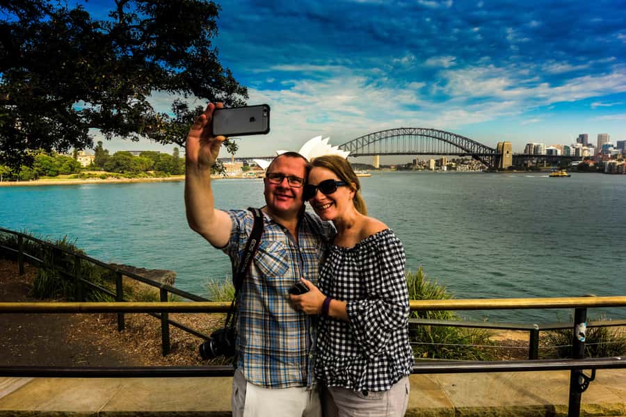 Sydney Harbour to Bondi: Small Group Half–Day Experience - What kind of traveler should choose it?