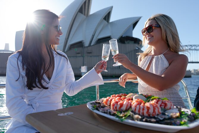 Sydney Harbour Twilight Cruise - Departure Times: 5:00 pm vs 4:15 pm (Seasonal)