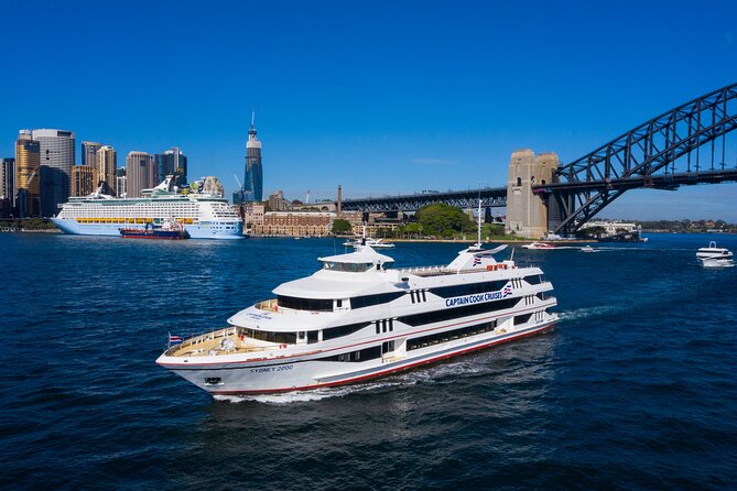 Sydney Harbour View Lunch Cruise from Circular Quay - Your 2- or 3-course a la carte lunch: value depends on how you like to eat