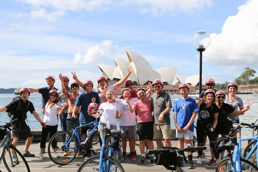 Sydney Highlights 2.5-Hour Bike Tour - Circular Quay and the Walsh Bay piers: harbor views that set the tone