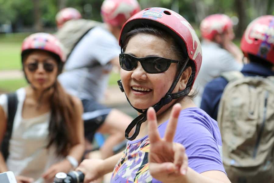 Sydney Highlights 2.5-Hour Bike Tour - Royal Botanic Gardens: skyline views with a calmer vibe