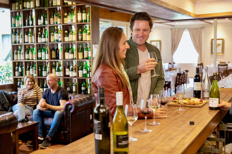 Sydney: Hunter Valley Wineries Day Trip with Food Tastings - Getting from Sydney to wine country: pickup, air-conditioning, and a real break
