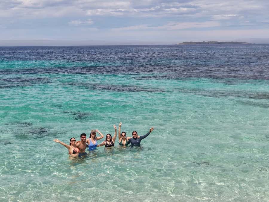 Sydney: Jervis Bay & South Coast Small Group - Hyams Beach: white sand time with provided beach gear