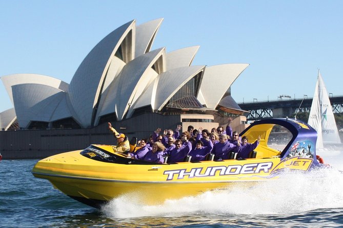 Sydney LED Lit Kayak Tour of the Opera House and Bridge - The tour vibe: friendly guides, smooth flow, and a lot less hassle