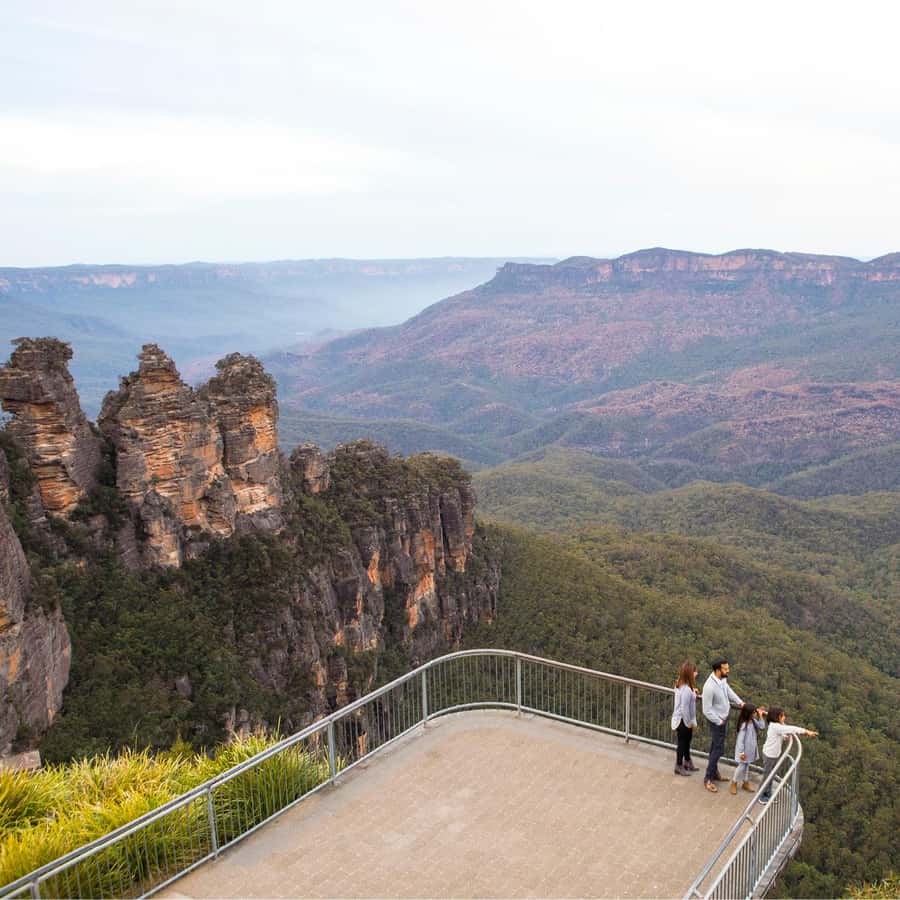 Sydney: Luxury Blue Mountains Adventure with Wentworth Falls - Cliff Drive back to Sydney: multiple viewpoints instead of one