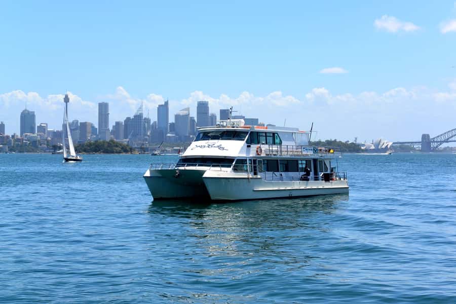 Sydney: Morning Sightseeing Bus to Bondi with Lunch Cruise - The Rocks: sandstone warehouses and quiet courtyards