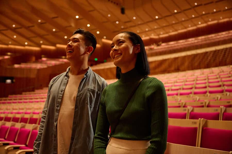 Sydney: Opera House Guided Tour In Your Language - First impressions at the Welcome Center