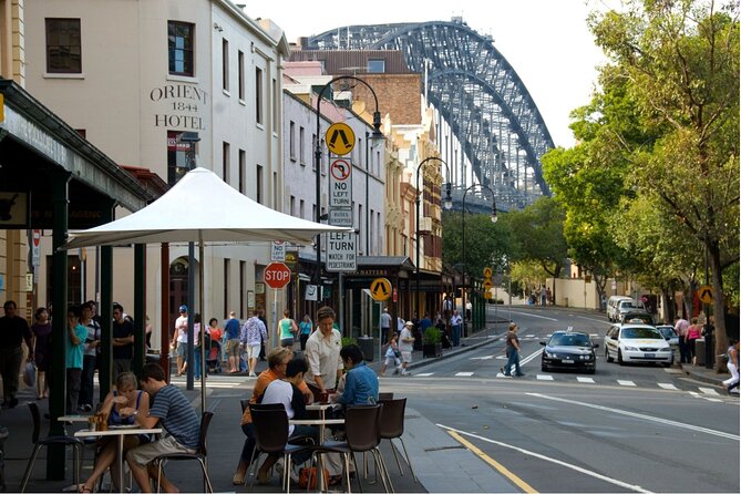 Sydney Private Full-Day Tour: Opera House, Bondi Beach & Secrets - Kirribilli: swapping crowds for calm city views