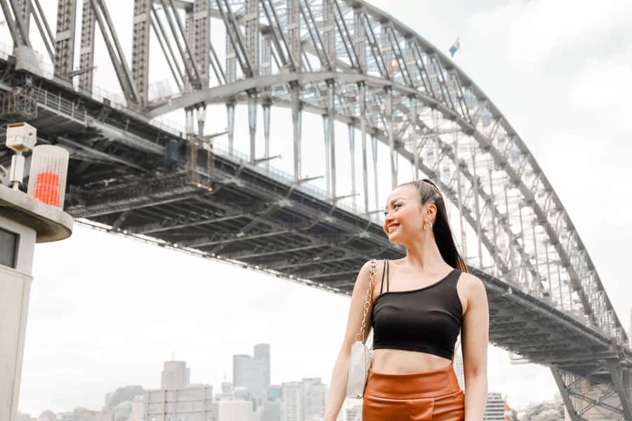 Sydney: Private Photoshoot outside the Opera House - Who This Shoot Is Best For (And Who Might Want to Rethink It)