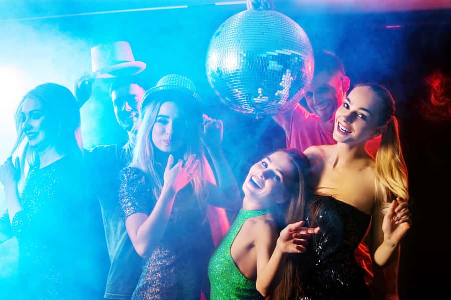 Sydney: Retro Party Cruise in Sydney Harbour with Snacks - Snacks and the bar: is $70 good value for Sydney?
