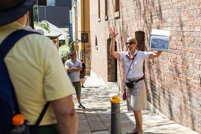 Sydney Shore Excursion: The Original Guided Walking Tour of The Rocks - First impressions: what this tour feels like on the ground