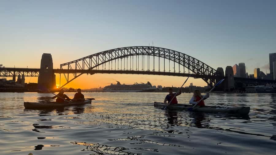 Sydney Sunrise Private Kayak – Opera House & Harbour Bridge - Sydney Opera House photos: the glow you can’t recreate at noon
