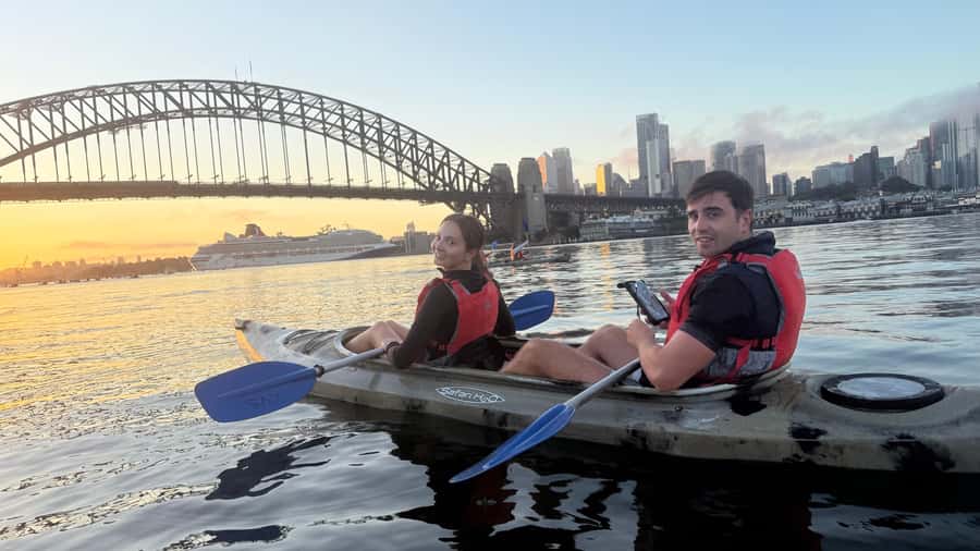 Sydney Sunrise Private Kayak – Opera House & Harbour Bridge - Small group, real coaching: how the tour stays calm and beginner-friendly