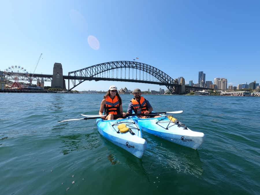 Sydney: Sunset Kayak - Opera & Harbour Bridge Tour (5p. max) - Opera House at sunset: the 45-minute golden hour moment