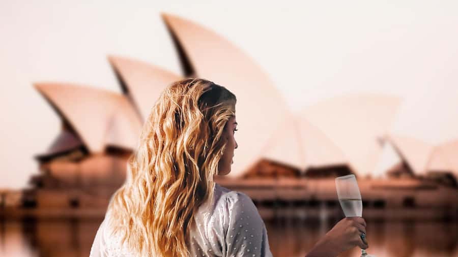 Sydney: Sydney Harbor Lunch Cruise with Welcome Drink - Weather and Clothing: How to Stay Comfortable on a Sunny Harbour Day