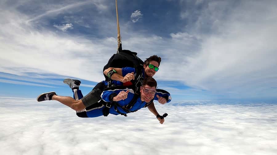 Sydney: Tandem Skydive with Optional Transfers - The Big Idea: What a Tandem Sky Jump Actually Feels Like