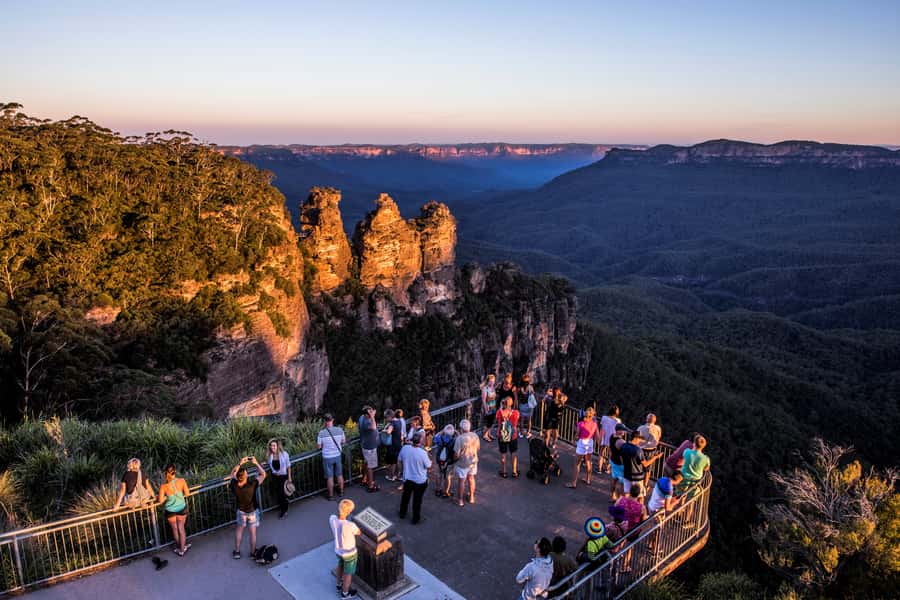 Sydney: Waterfall Bushwalk and Blue Mountain Sunset Day Trip - Wentworth Falls: the hike that makes the whole trip real