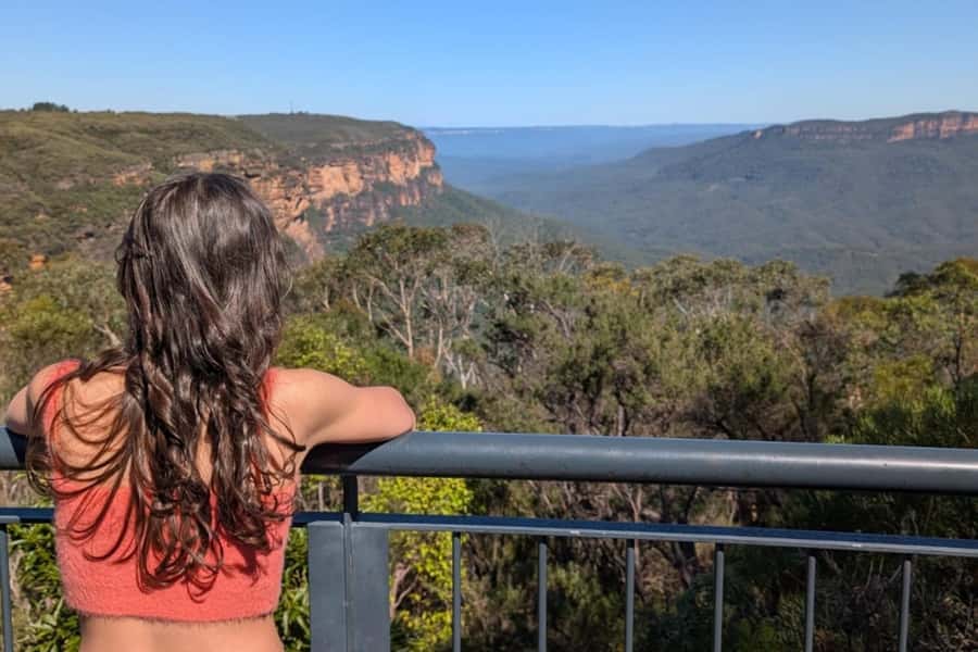 Sydney: Waterfall Bushwalk and Blue Mountain Sunset Day Trip - Three Sisters in golden hour: the viewpoint that earns its reputation
