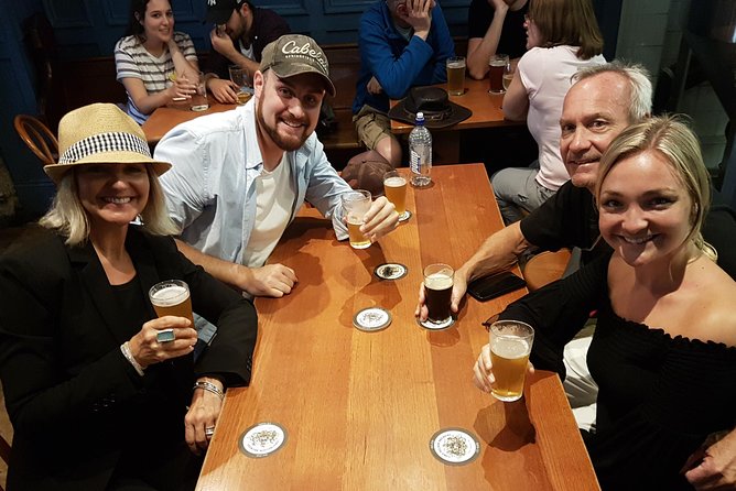 The Rocks Pub Walking Tour - Guides and storytelling style: from Dave to Craig to Tanya