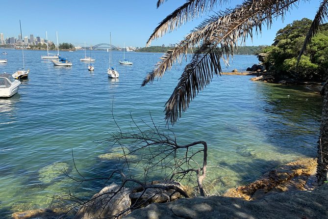 The Top Ten Hidden Harbour Beaches Tour with Jen - Swim-ready details: towels and warm-day odds